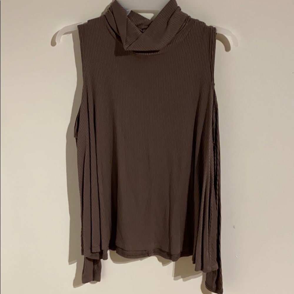 cold shoulder top
